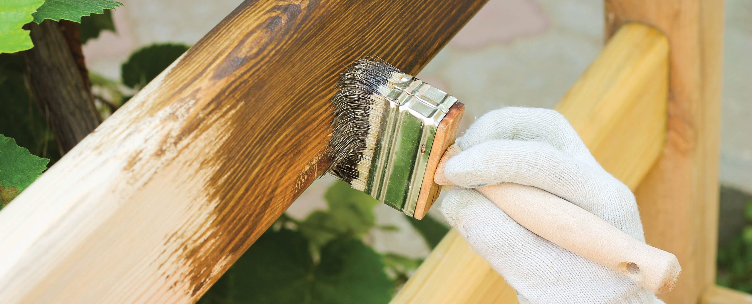 fence painting